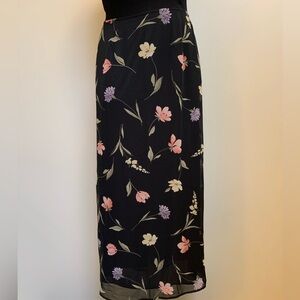 Compagnie Internationale Express Skirt-Black Pink Purple Floral Pattern-7/8